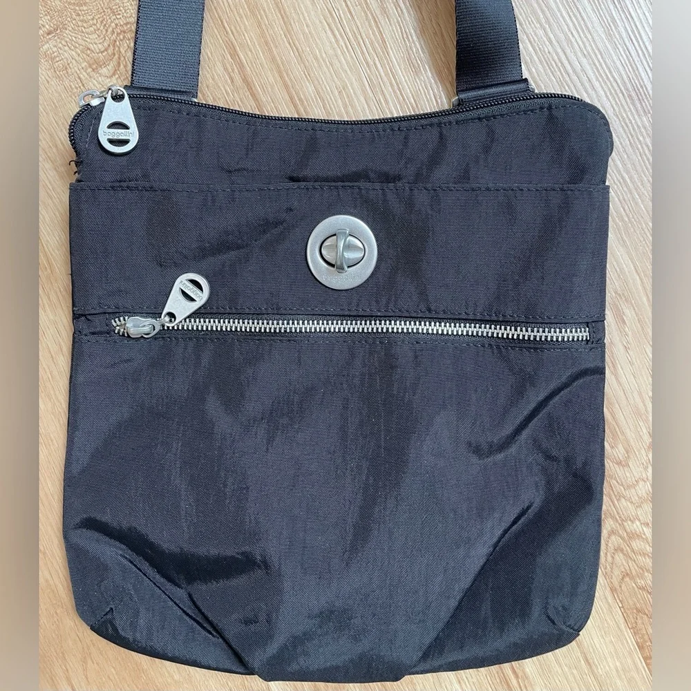 Baggallini Crossbody bag Banover black silver medium nylon water resistant $88